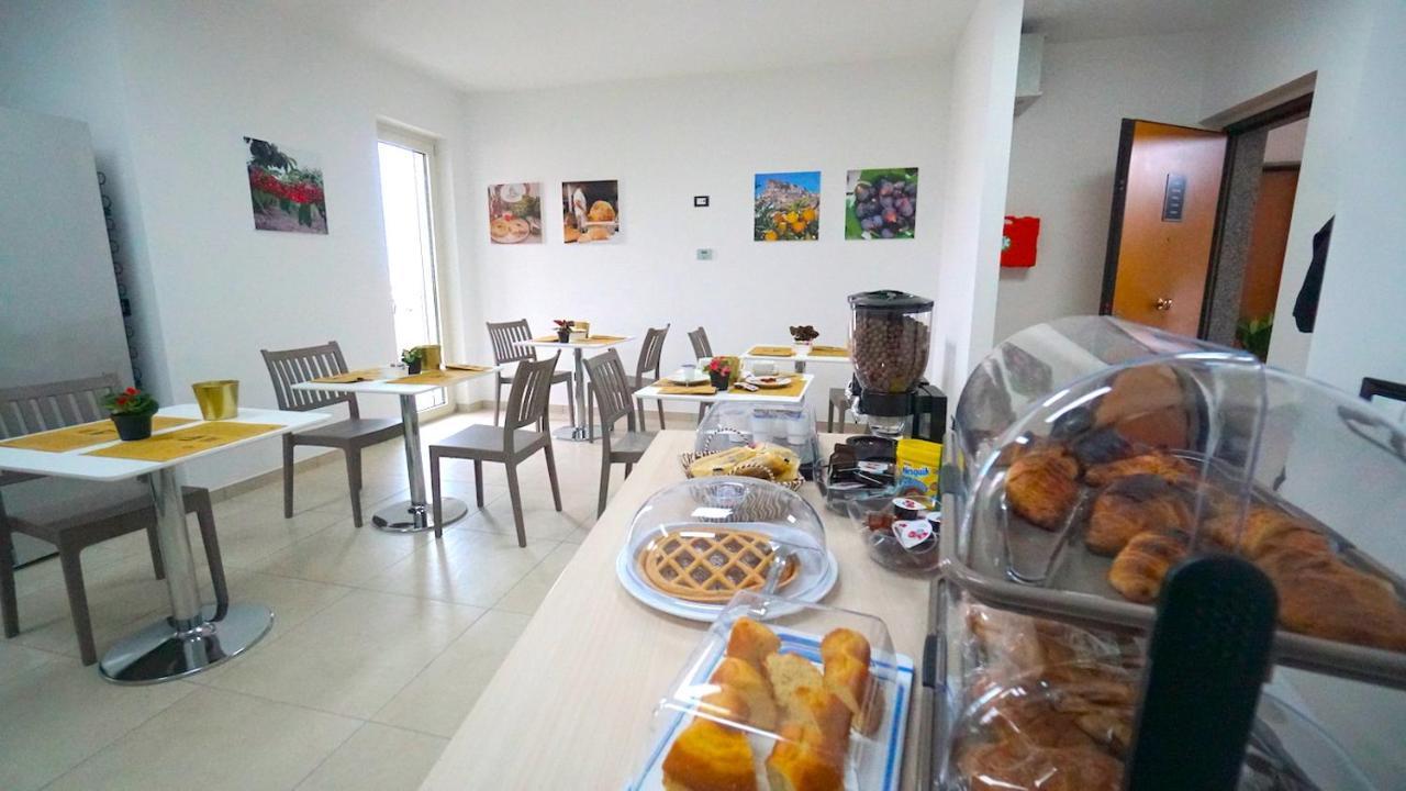 B&B Pitagora Roseto Capo Spulico Dış mekan fotoğraf